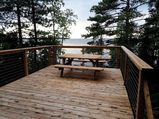 Des plateformes panoramiques, sur l’ile Connelly. - Magazine Camper