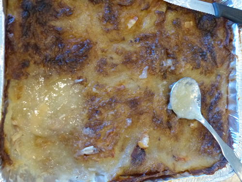 Une bonne poutine râpée traditionnelle - Magazine Camper