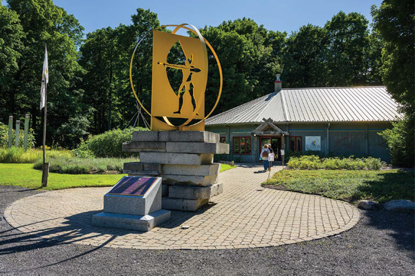 La Maison des peuples autochtones à Mont-Saint-Hilaire permet de mieux comprendre la culture des Premières Nations.. - Magazine Camper