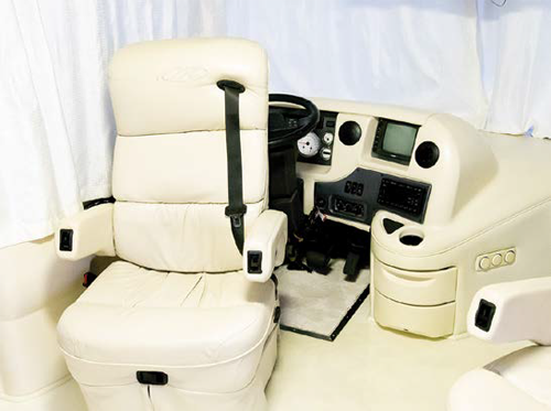 Remplacer le vieux cuir décoloré ou déchiré vaut toujours la peine. - Magazine Camper