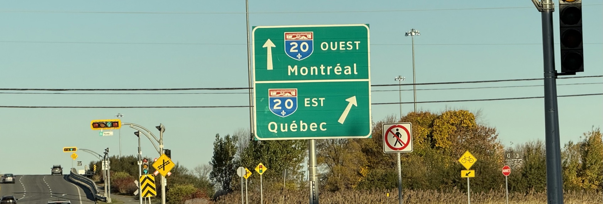 Bannière À  la croisée des chemins