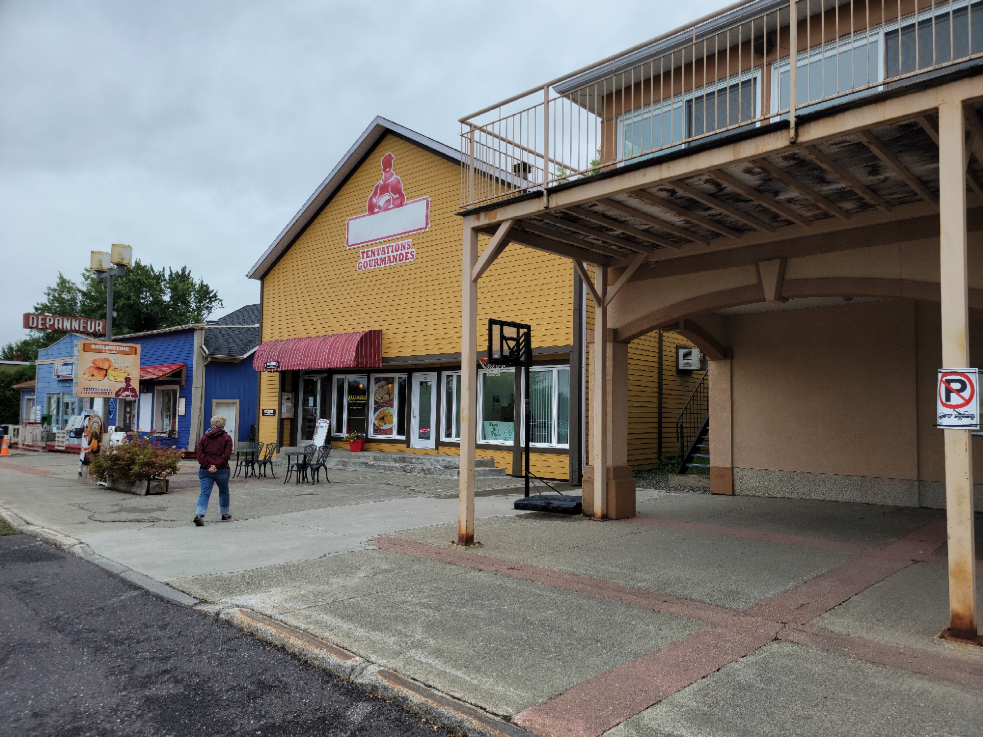 Cabano - Centre-Ville - Magazine Camper