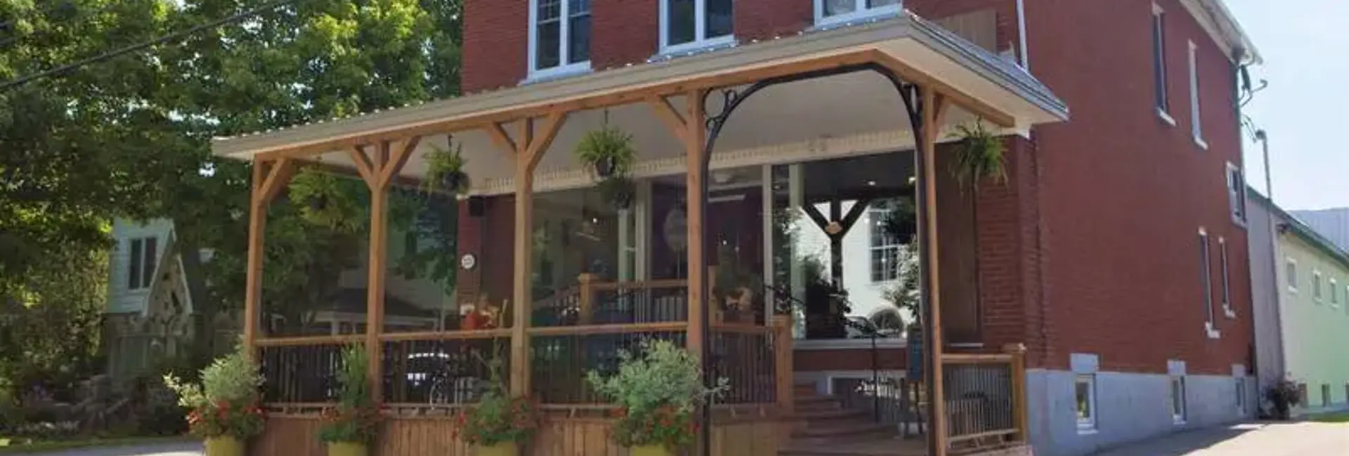 Bannière Une voix isolée, non ! Mais des dizaines de milliers à l’unisson, oh que oui !