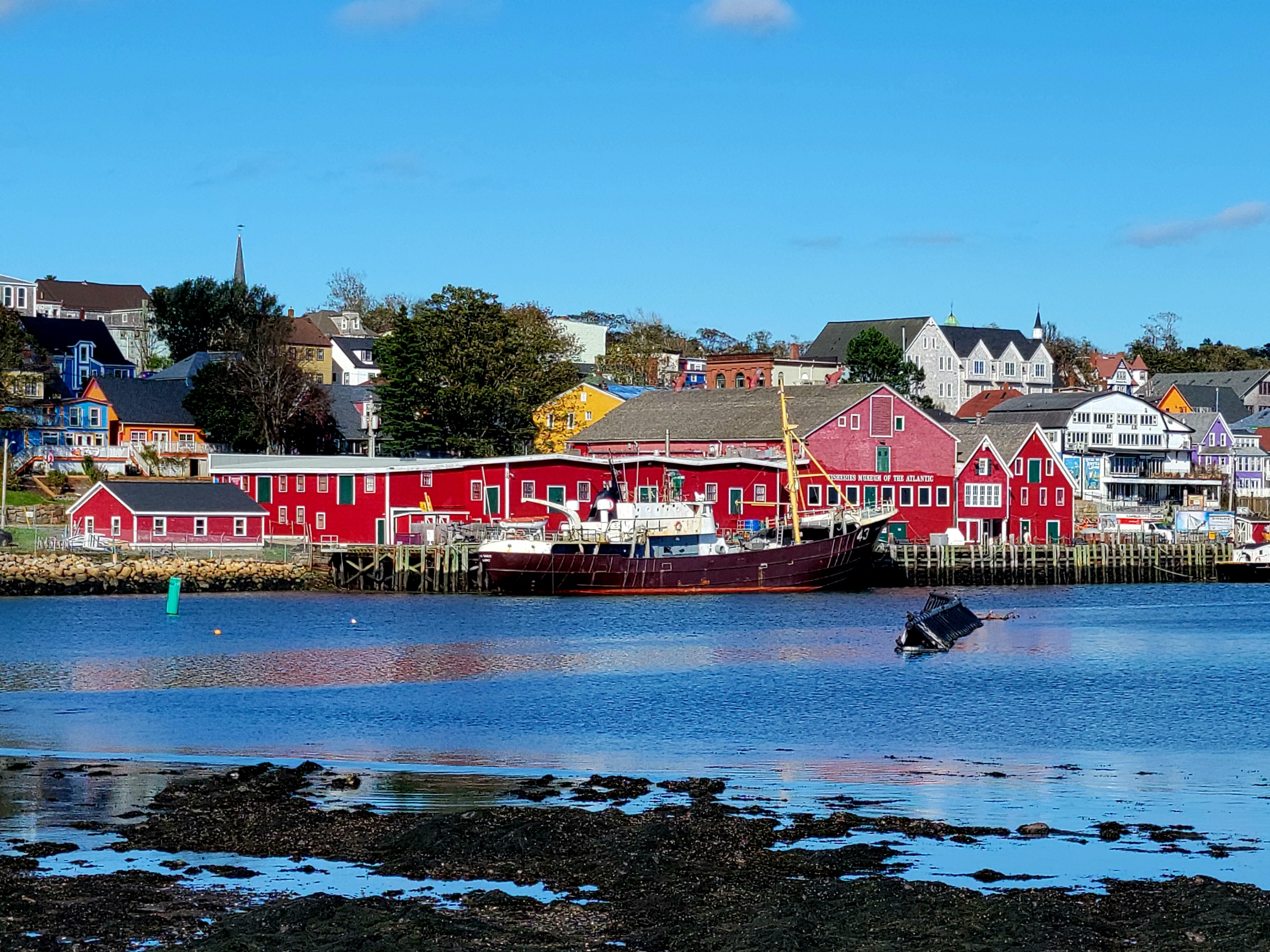 La ville colorée de Lunenberg - Magazine Camper