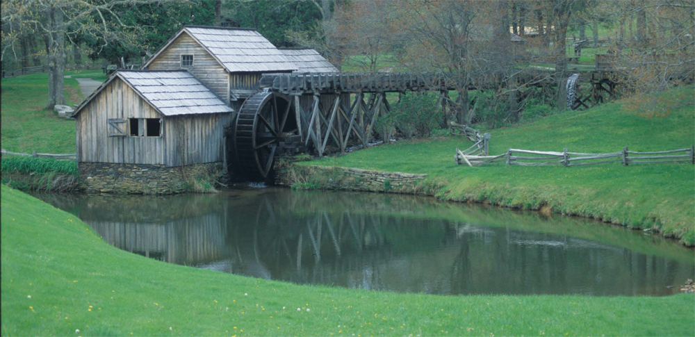 Le moulin Mabry, situé le long de la Blue Ridge Parkway, date du début du 20e siècle. - Magazine Camper