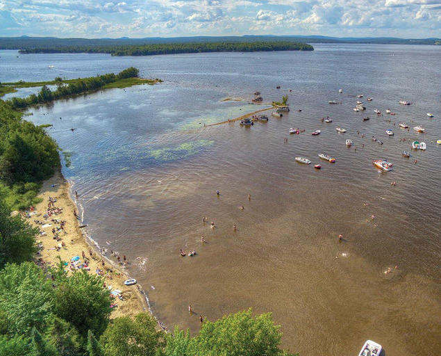 La plage tant appréciée par les visiteurs. - Magazine Camper