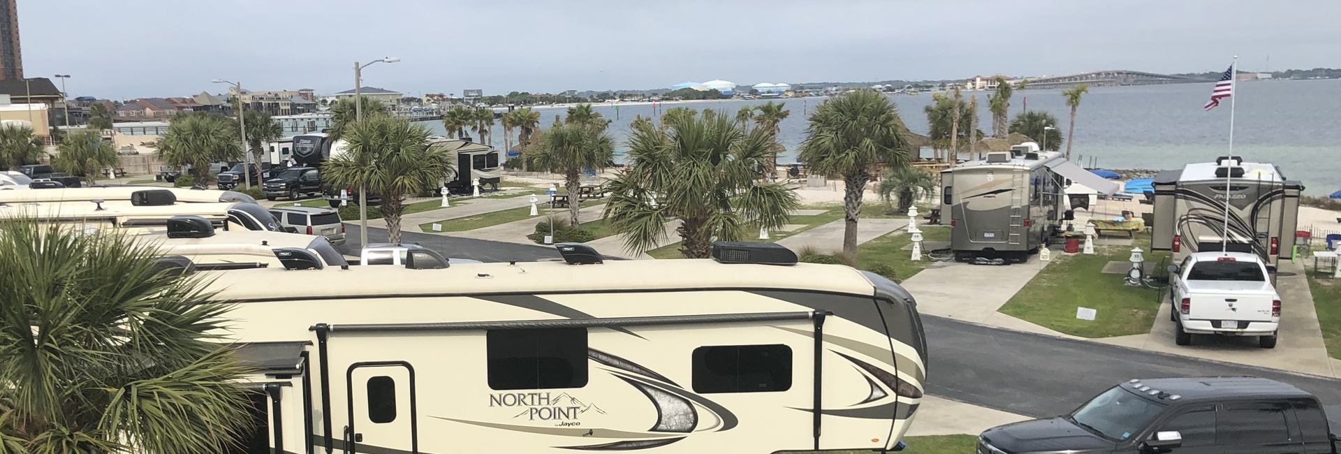 Bannière Turbulences en vue pour les prochains mois