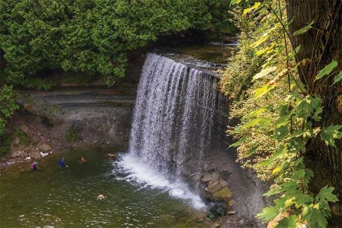 Prenez votre temps et prévoyez de parcourir de bonnes distances entre les nombreux attraits de l'ile. - Magazine Camper